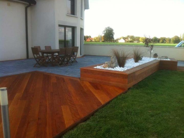Installation de terrasses en bois et pierre Aumale