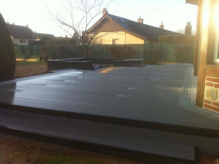 Terrasses en bois et pierre Aumale